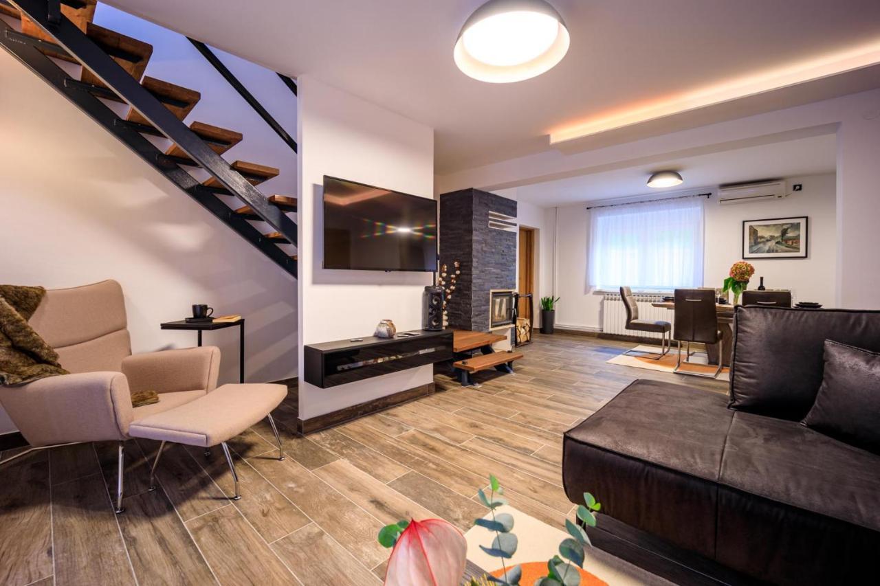 Villa Aljmaš 외부 사진